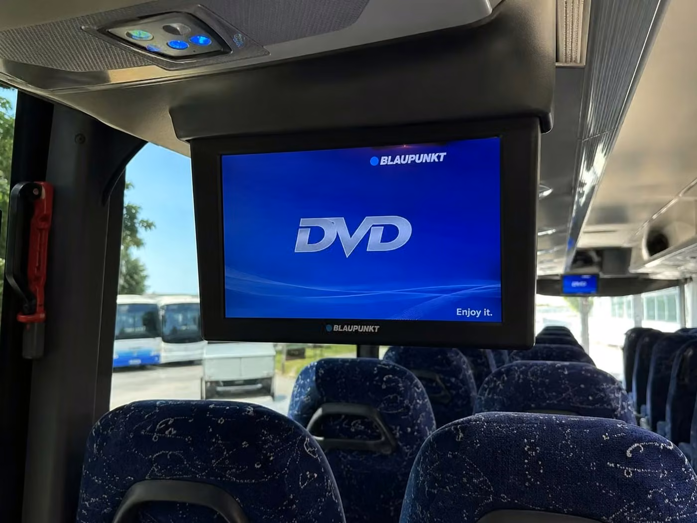brooklyn center charter bus tv monitors