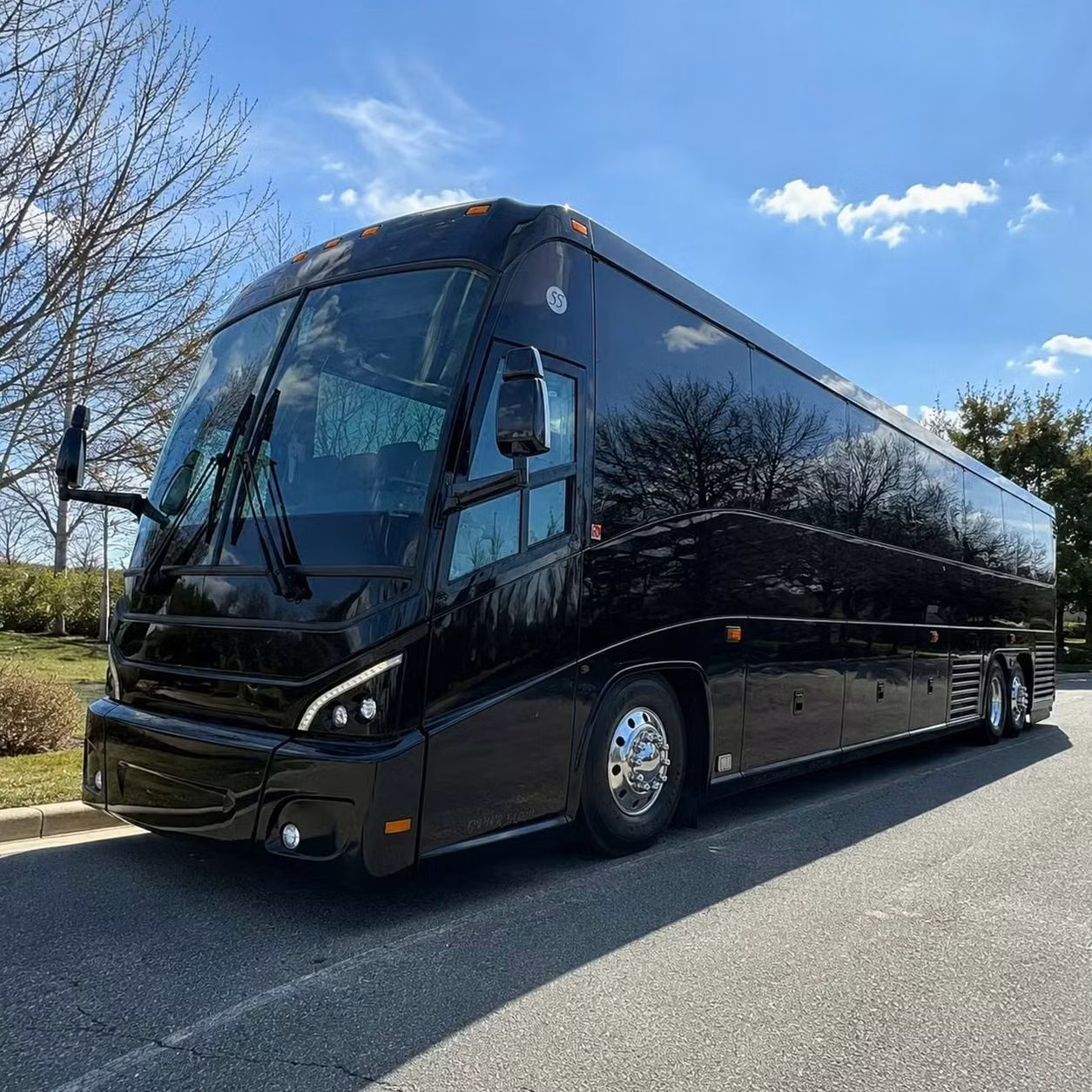 brooklyn center charter buses from brooklyn center to minneapolis minnesota