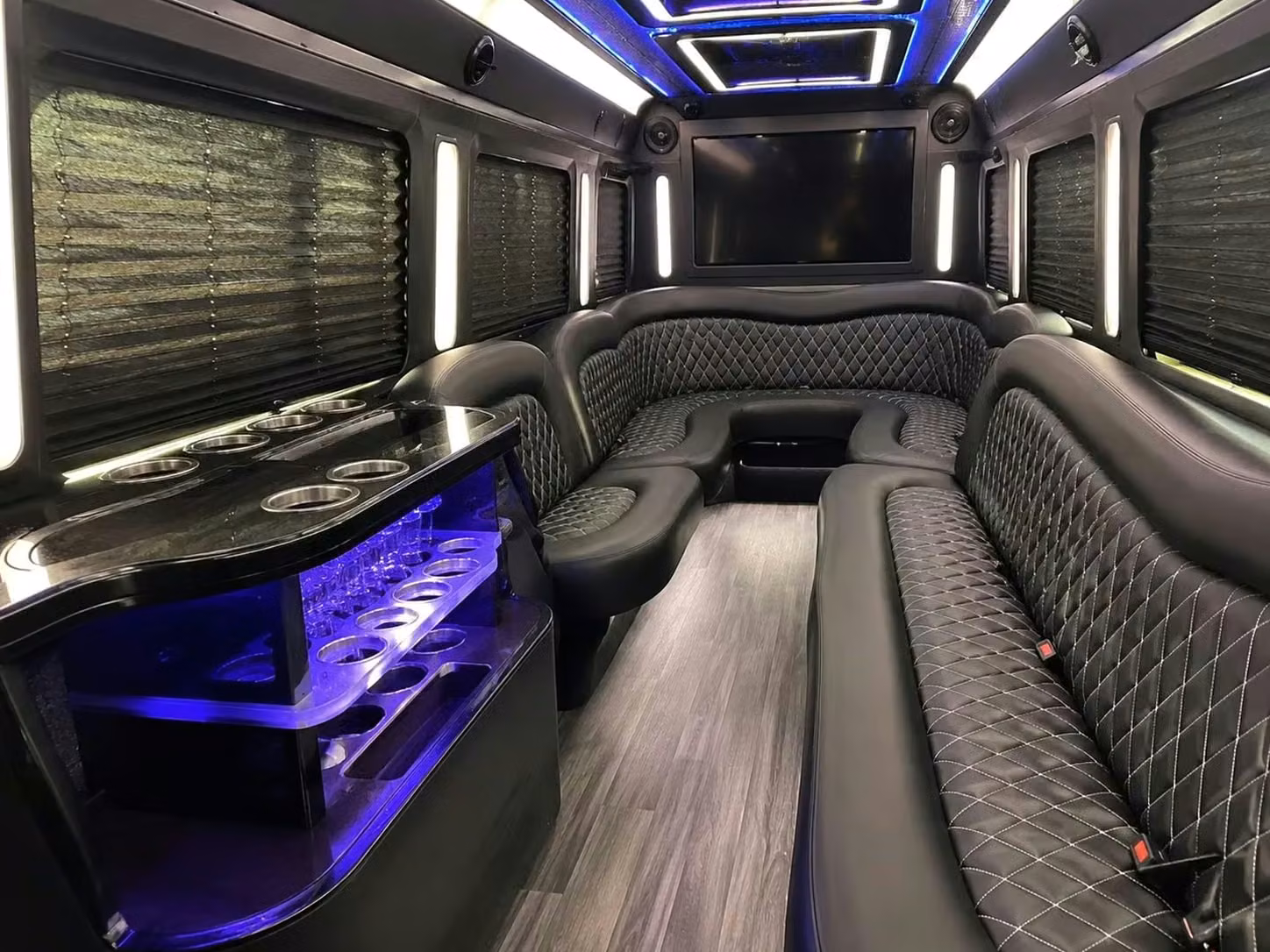 brooklyn center party bus bar area